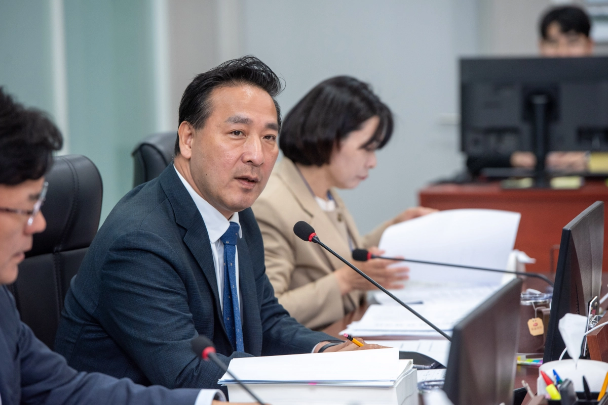 김용성 의원이 7일에 열린 2025년도 경기도 복지국 행정사무감사에서 질의하고 있다.(사진=경기도의회)