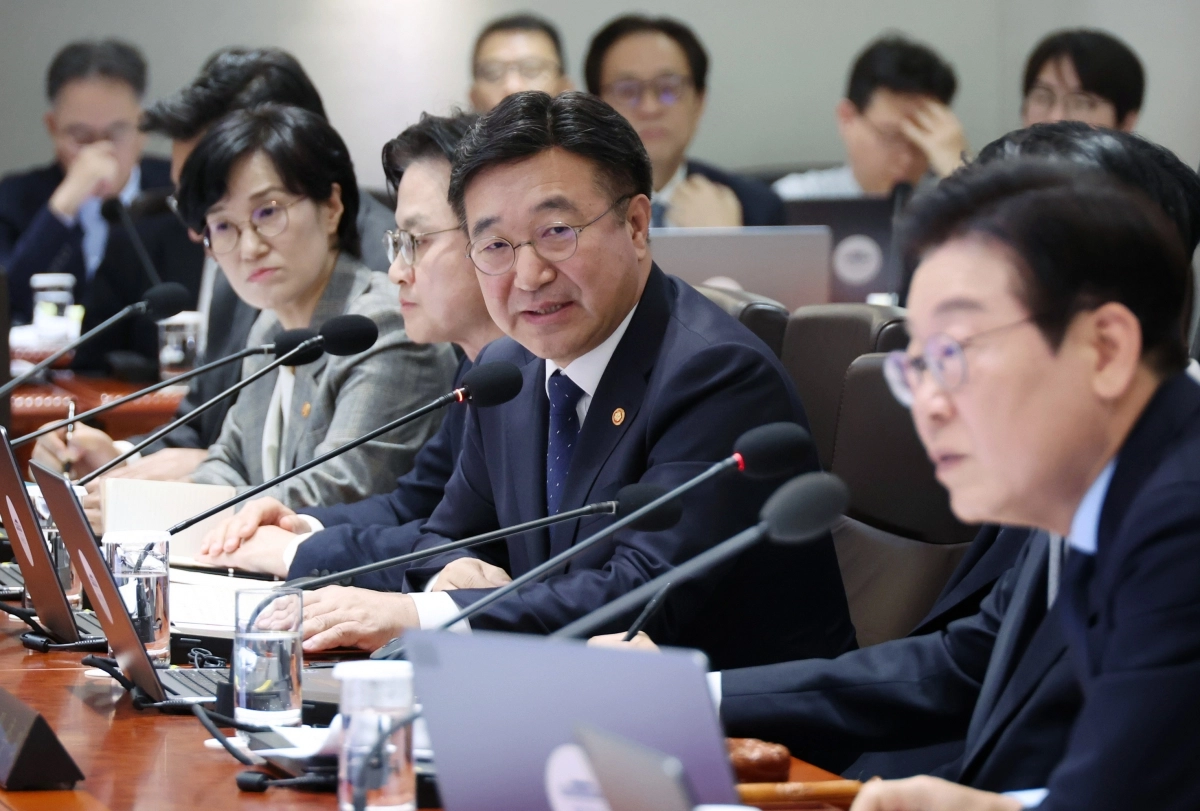 국무회의 발언하는 윤호중 행정안전부 장관