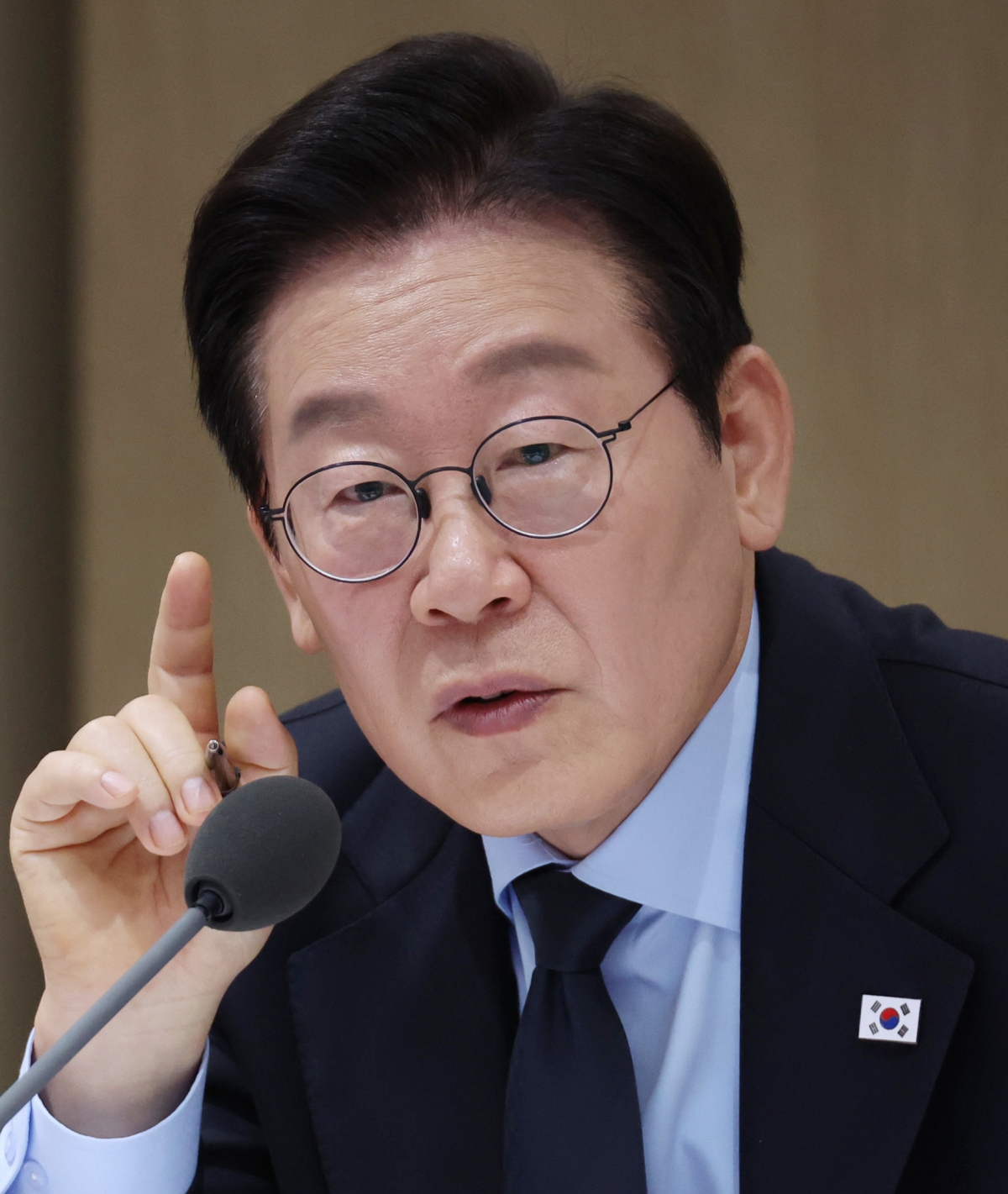 국무회의 주재하는 이재명 대통령