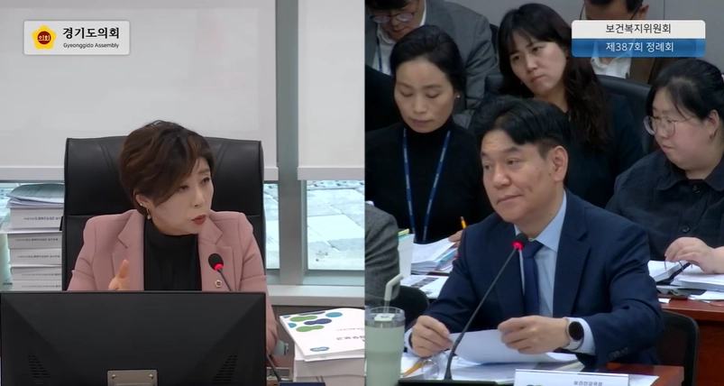 정경자 의원이 11일 열린 제387회 정례회 보건복지위원회 보건건강국 대상 행정사무감사에서 피감기관을 상대로 질의하고 있다.(사진=경기도의회)