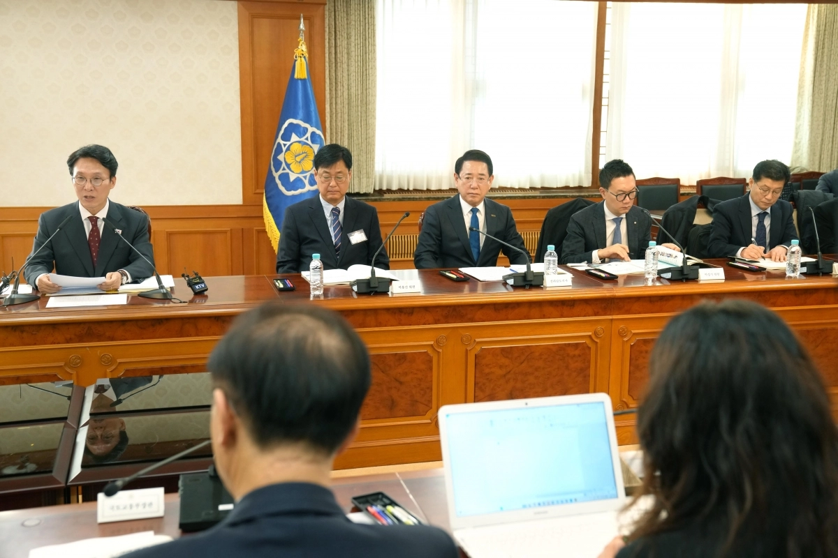 여객기참사 피해자 지원·추모위원회 제1차 회의. 전남도 제공