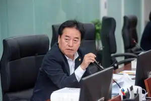 김동규 경기도의원, 병원도 후기보는 시대 ... “경기도의료원, CS교육 필요”