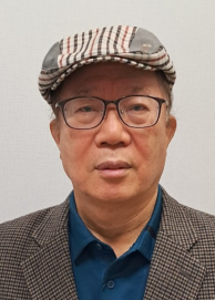 제8회 탄리문학상 대상 수상자 소설가 이계홍씨