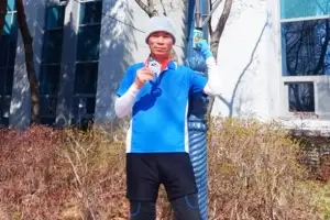 새벽 연습 중 교통사고…60대 마라토너, 5명 살리고 떠났다