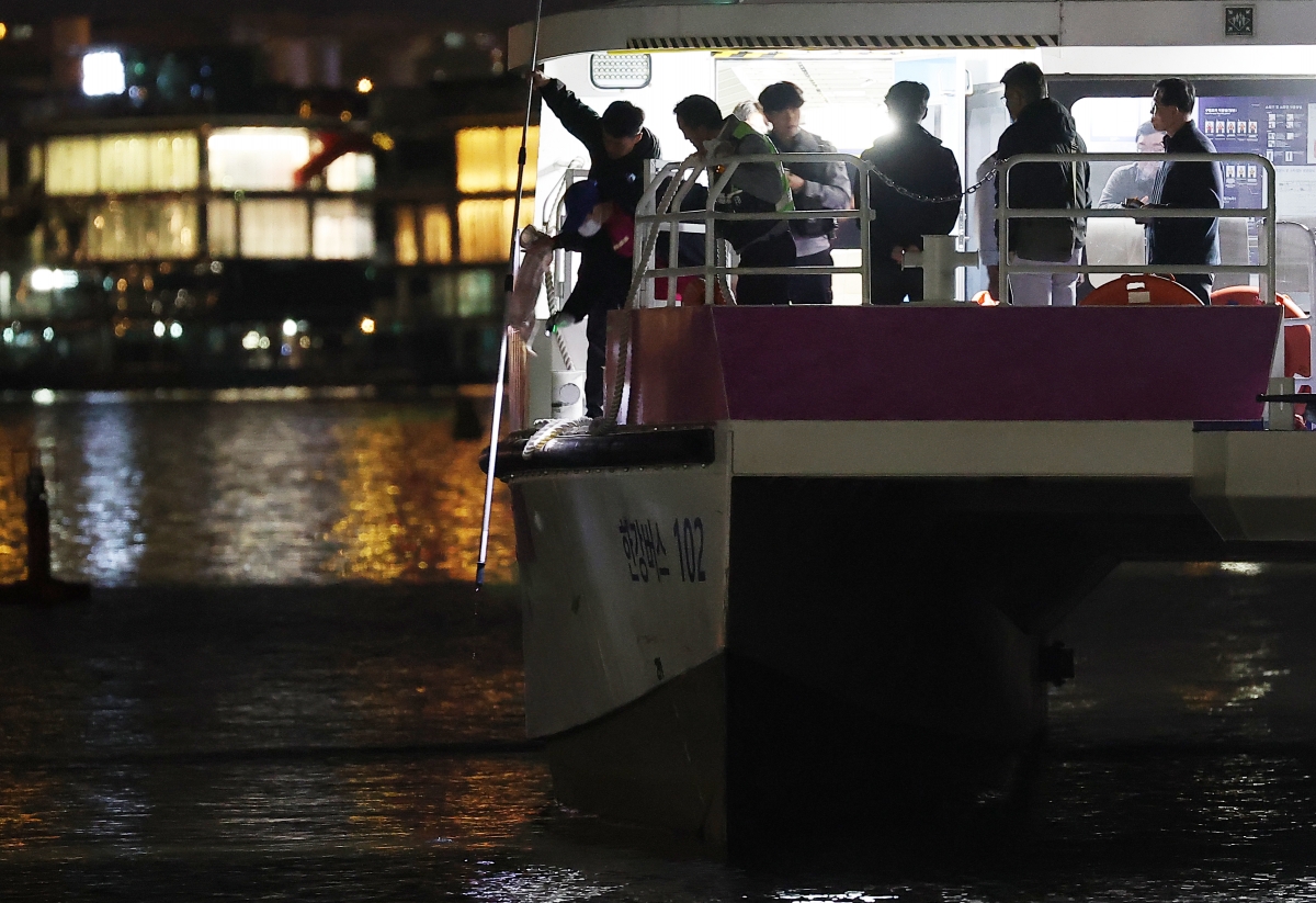 한강버스 운행 중단 원인 탐색