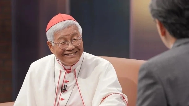 MBC ‘손석희의 질문들’에 출연한 유흥식 추기경. MBC 제공