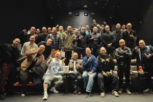 “대머리만 입장 가능”…부고니아, 눈부신 상영회 열었다