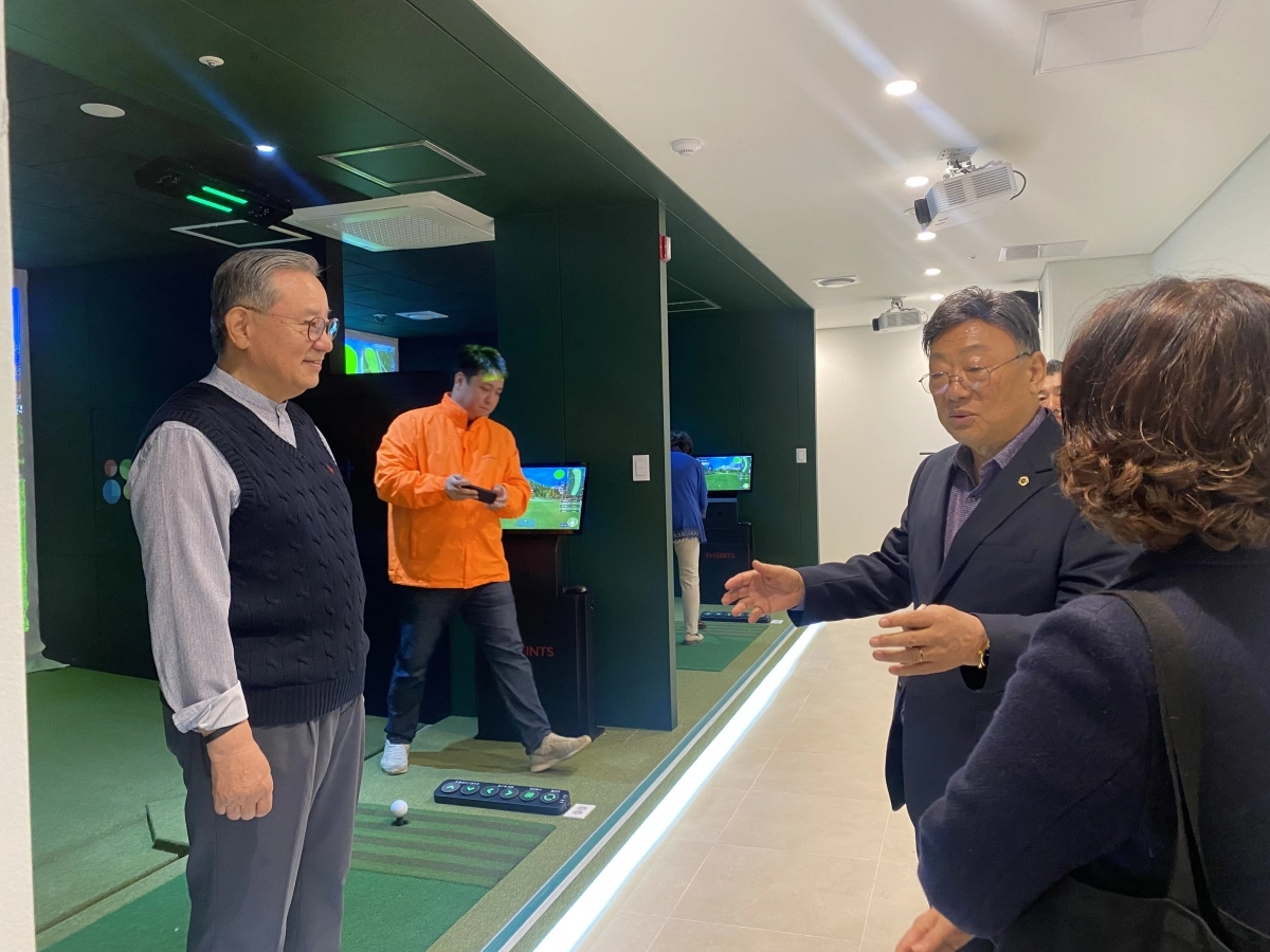 현장 점검중인 김영철 의원