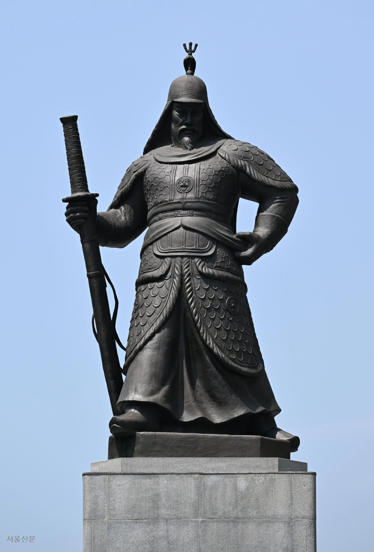 이순신 장군 동상