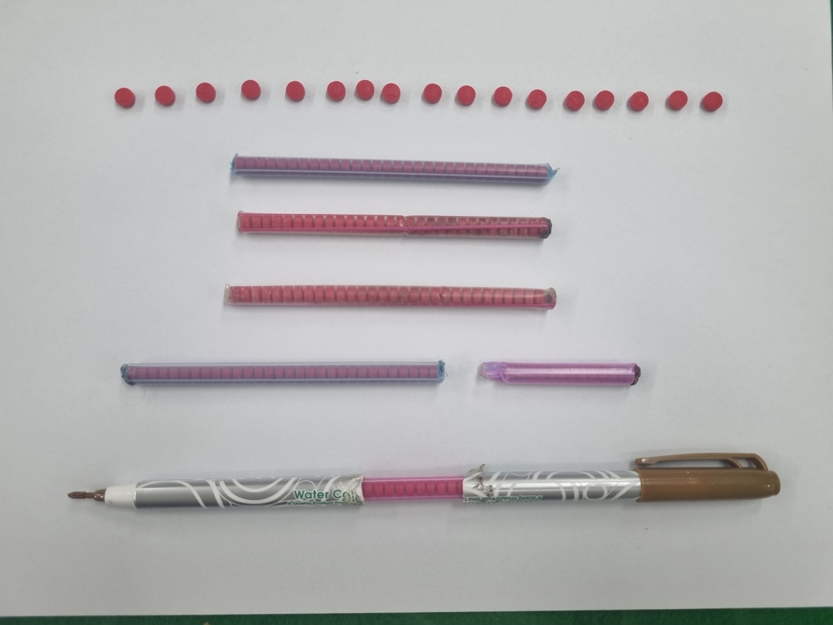 사인펜 속에 숨겨 밀반입한 합성마약 야바. 충북경찰청 제공.