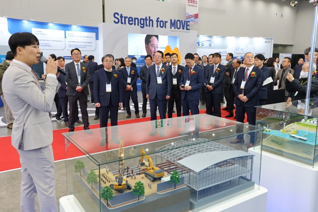 제8회 국제철강 및 비철금속산업전 현장. 포항시 제공