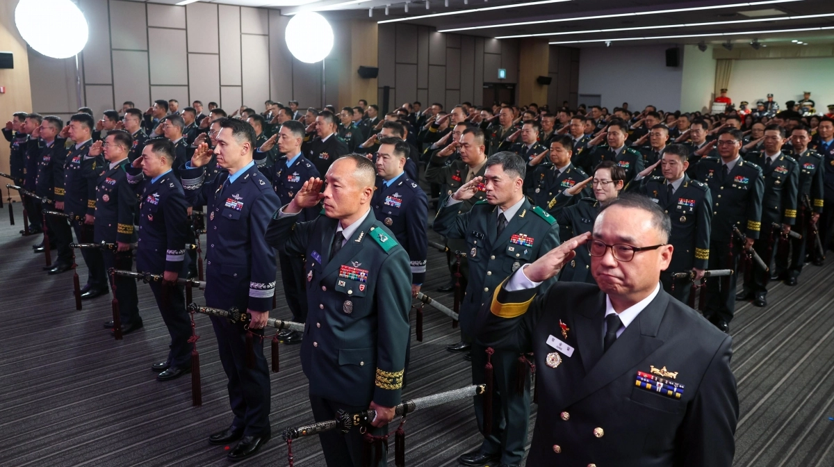 삼정검 수여받은 장군들