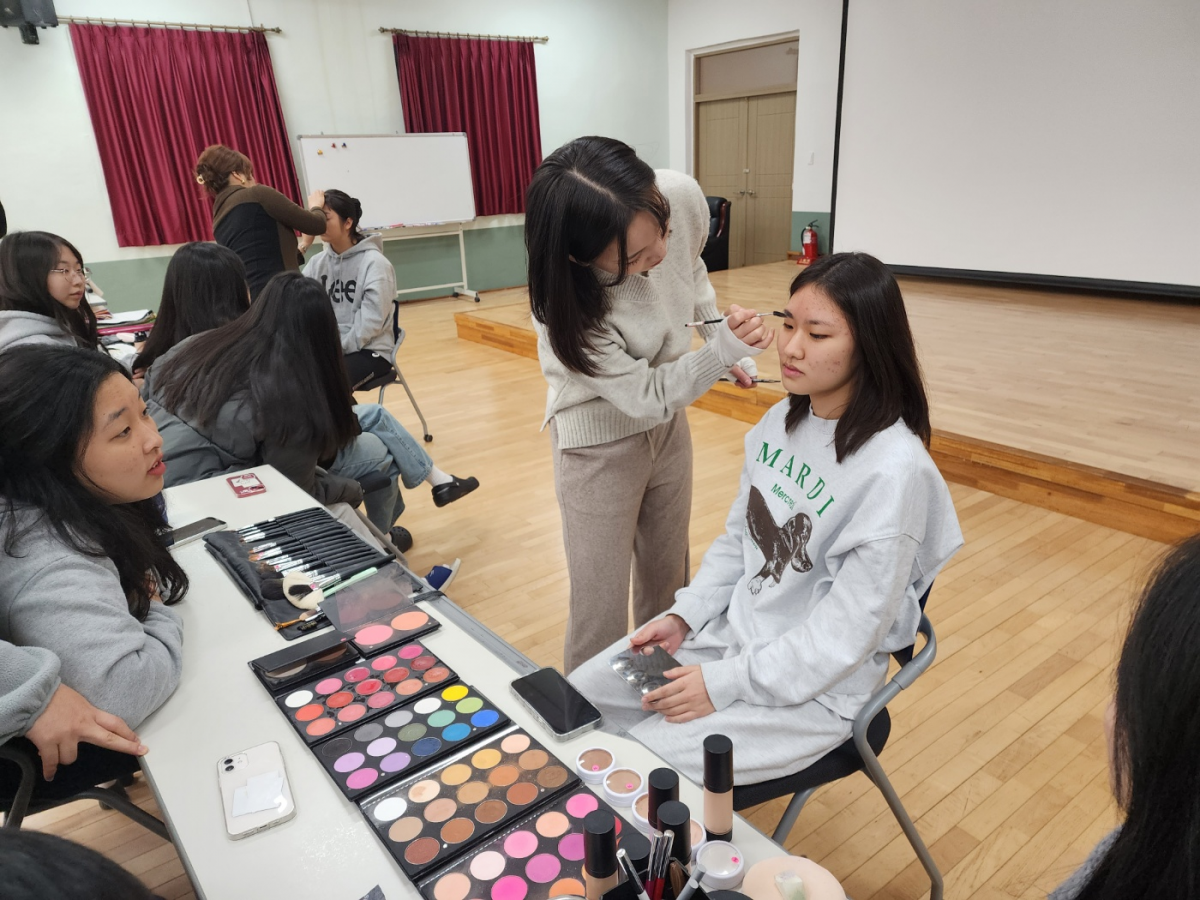 남부대학교가 지역 청년과 대학생의 취·창업 경쟁력 강화를 위해 K-뷰티 전문 인재 양성 교육에 나선다. 남부대 제공