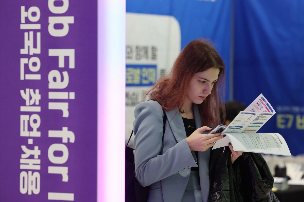 한국에서 일자리 찾는 외국인