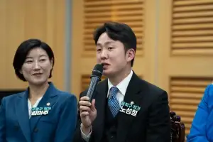 전국 청년 기초의원 12인의 솔직 고백…‘정치’에서 ‘희망’을 찾다