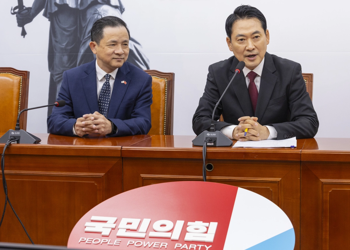 국민의힘 장동혁 대표 21일 국회에서 다이빙 주한 중국대사를 만나 인사말을 하고 있다. 연합뉴스