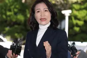 경찰, 이진숙 유튜브 등 정치편항 발언 일부 혐의만 송치…국회 과방위 발언은 ‘무혐의’