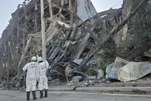 천안 이랜드패션 물류센터 현장감식 ‘붕괴 우려 진입 못해’…3층서 불꽃 확인