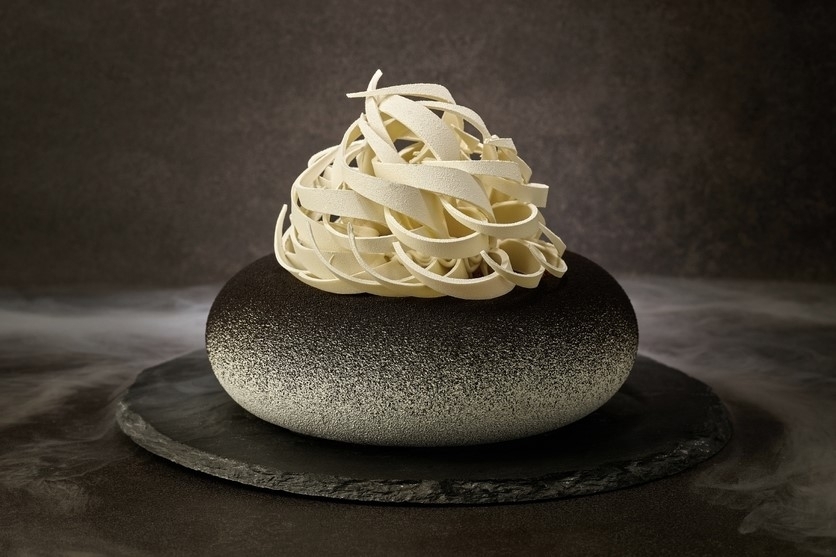 서울신라호텔이 올해 크리스마스 시즌을 앞두고 선보인 50만원짜리 최고가 케이크 ‘더 파이니스트 럭셔리’. 서울신라호텔 제공