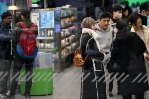 화장법 강의·피부과 동행… ‘K뷰티 가이드’까지 떴다