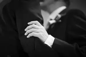 “변호사 아들이 동성애자래요”…오열한 어머니, 당신이라면? 日사연들