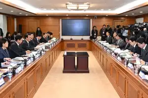 김민석 총리, 과학기술관계장관회의 주재