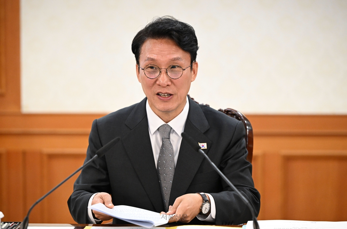 김민석 국무총리가 24일 서울 종로구 정부서울청사에서 열린 과학기술관계장관회의에서 발언하고 있다. 2025.11.24 이지훈 기자