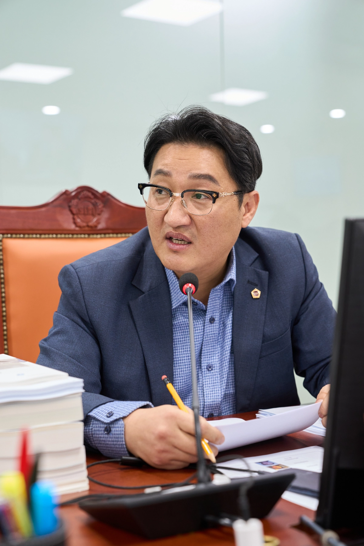 김도훈 의원이 24일 열린 2026년 본예산안 심사에서 질의하고 있다.(사진=경기도의회)