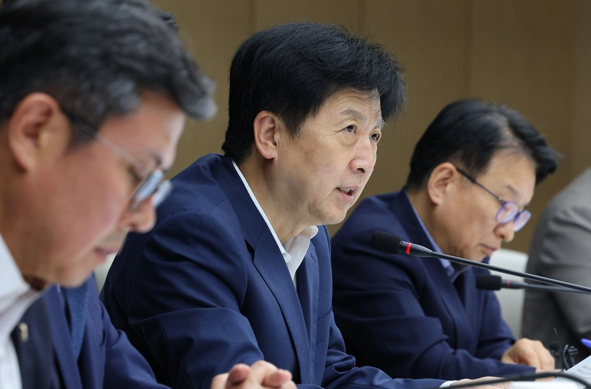 지난 9월 9일 서울 중구 대한상공회의소에서 열린 더불어민주당 코스피5000특위·경제형벌민사책임합리화TF - 경제8단체 간담회에서 특위 위원장인 오기형 민주당 의원이 발언하고 있다. 연합뉴스