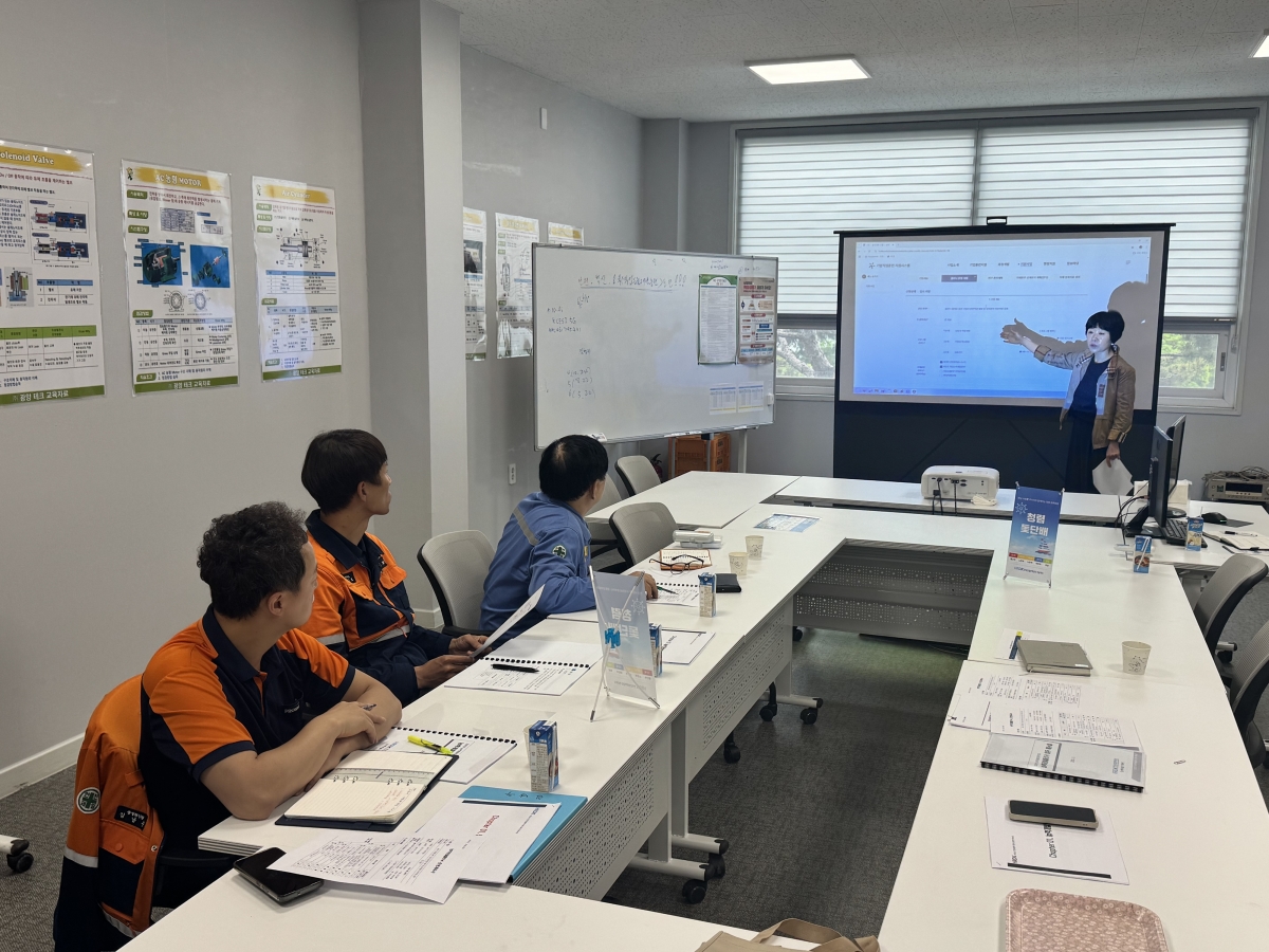 한국산업인력공단의 광양테크 훈련 컨설팅 모습. 산업인력공단 제공
