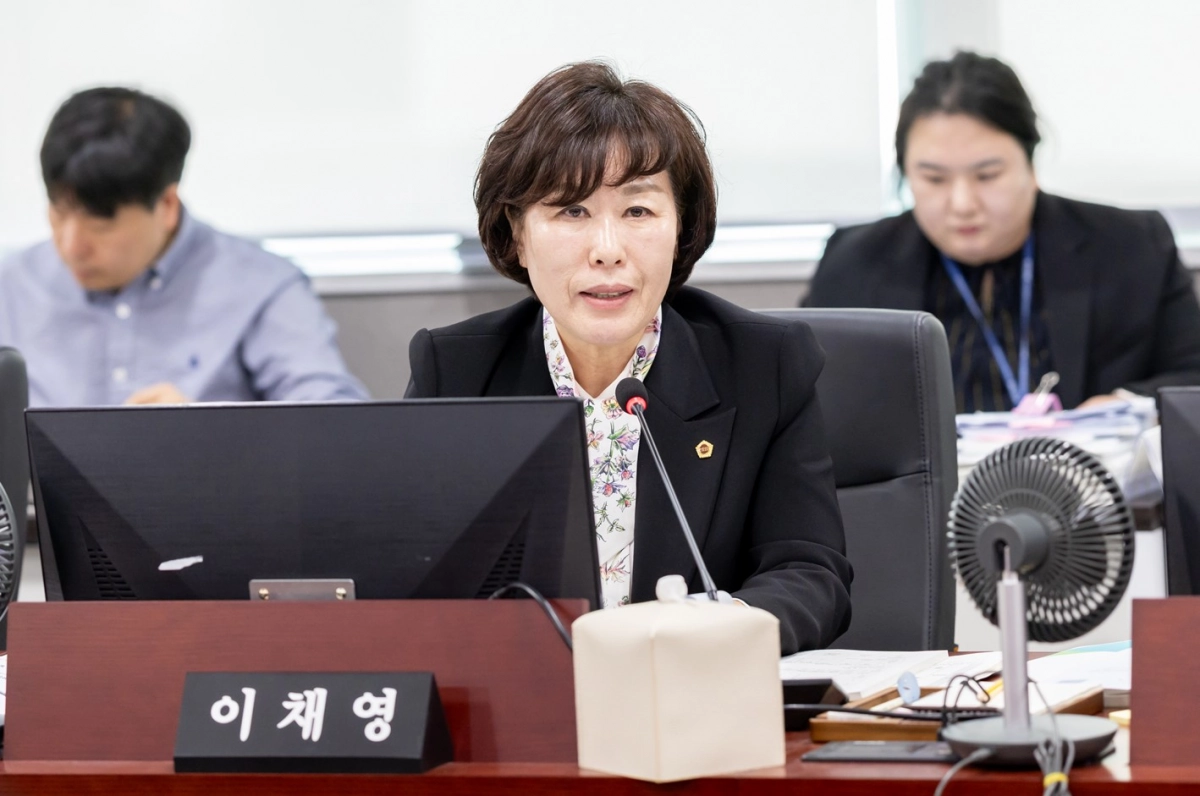 이채영 의원이 24일 2026년도 본예산안 심사에서 질의하고 있다.(사진=경기도의회)