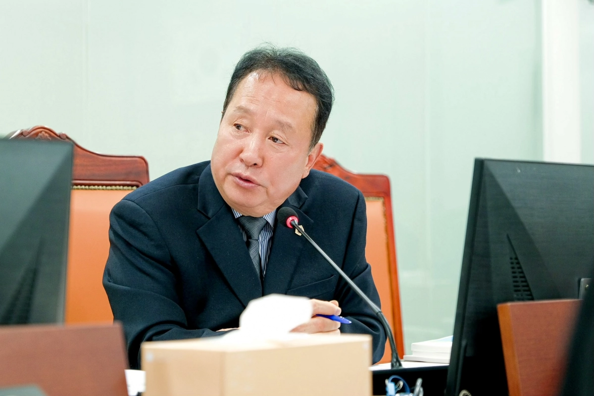 안계일 의원이 24일 2026년도 경기도 본예산 심사에서 질의하고 있다.(사진=경기도의회)