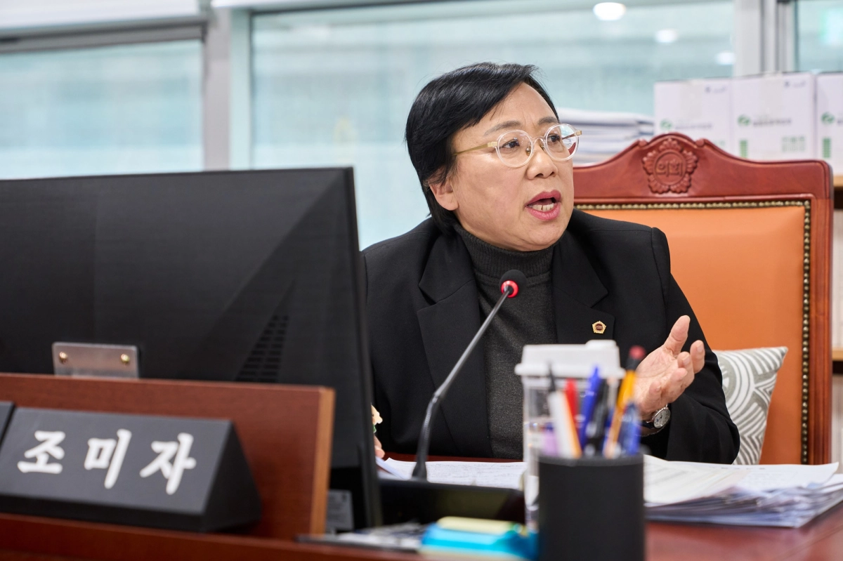 조미자 의원이 24일 경기도 문화체육관광국 2026년도  예산 심사에서 질의하고 있다.(사진=경기도의회)