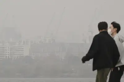 수도권 초미세먼지 주의보… 희뿌연 도심