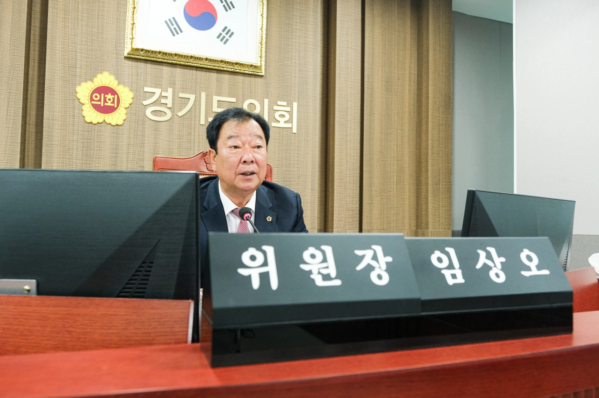 임상오 위원장이 24일 2025년 본예산 심사에서 질의하고 있다.(사진=경기도의회)