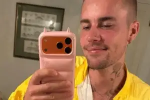 “대체 왜 이러나”…저스틴 비버, 대낮 노상방뇨 사진에 SNS ‘발칵’