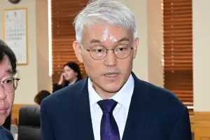 법원행정처장, 이례적으로 ‘김용현 변호인’ 직접 고발