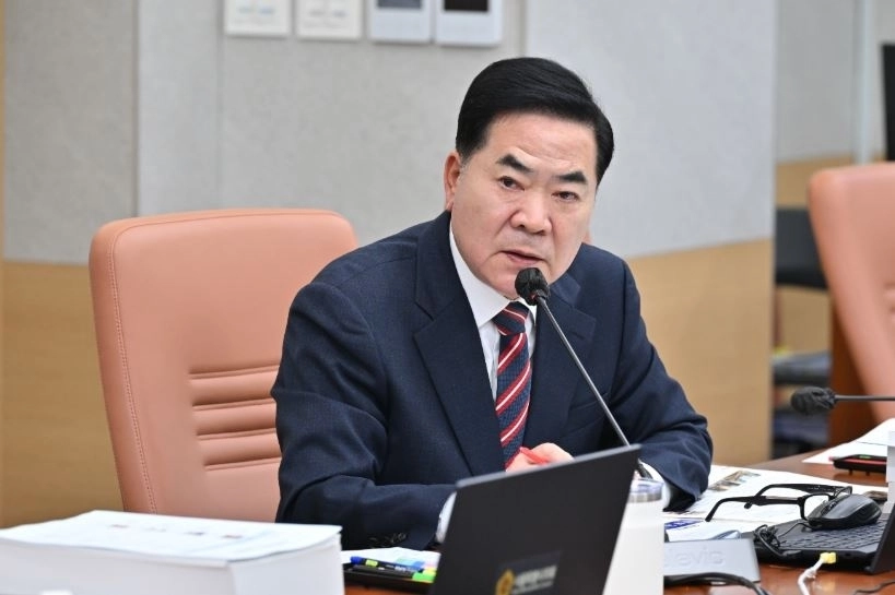 질의하는 김원태 의원