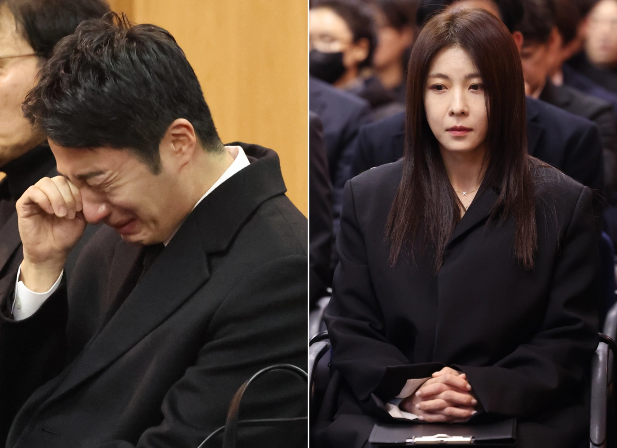 27일 오전 서울 송파구 서울아산병원 장례식장에서 엄수된 배우 고(故) 이순재의 영결식에 참석한 배우 정일우(왼쪽)와 하지원. 2025.11.27 공동취재