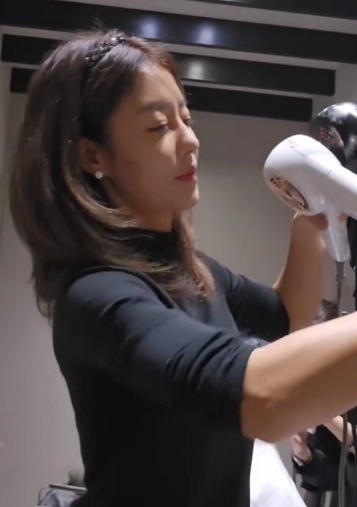 걸그룹 쥬얼리 출신 방송인 이지현. 인스타그램 캡처