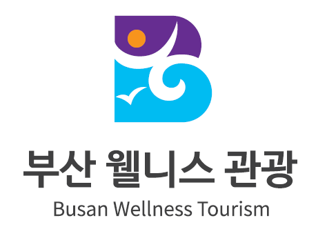 부산 웰니스 관광 BI. 부산관광공사 제공