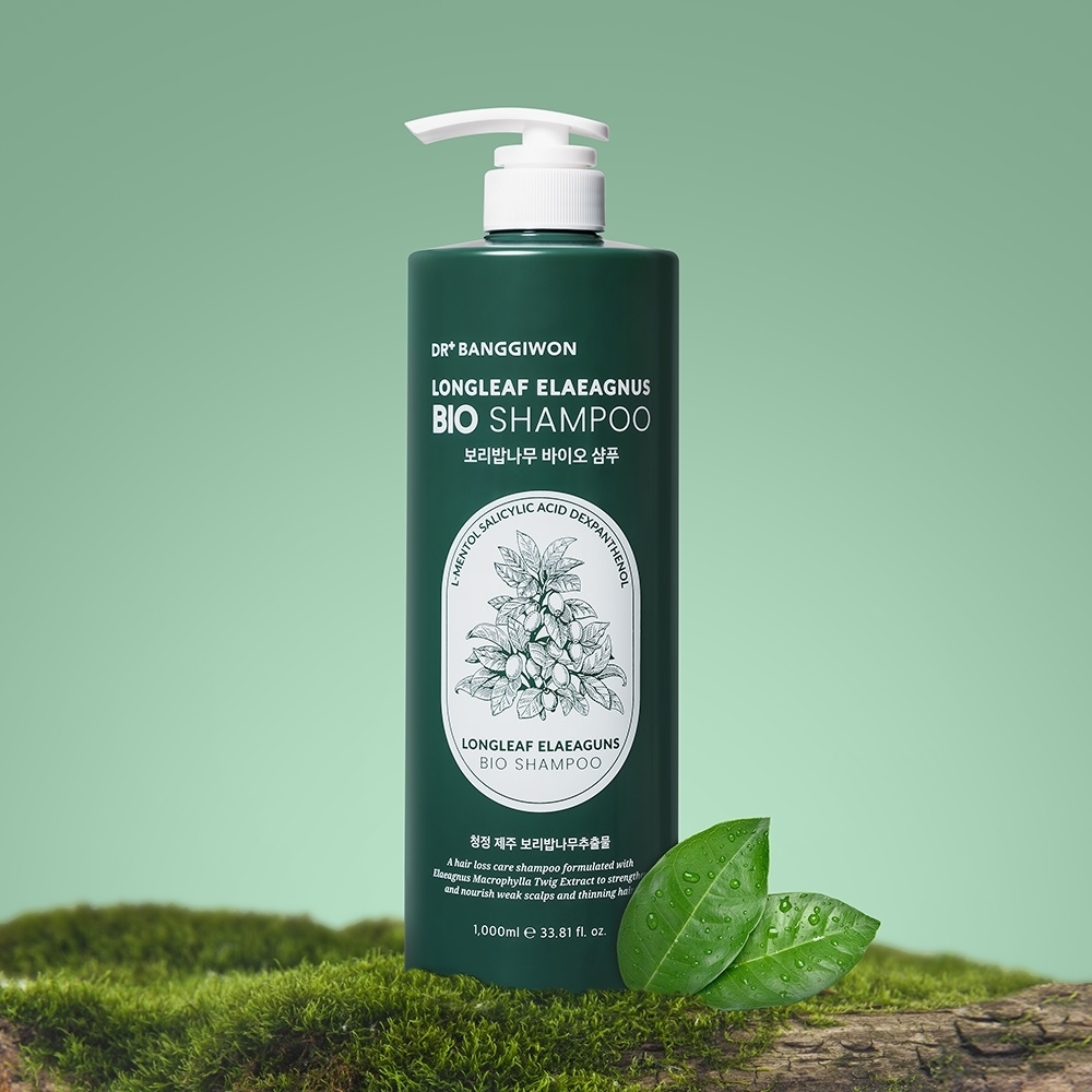 ▲ 헤어·두피 전문 브랜드 닥터방기원은 산림과학원의 특허 기술이전 협약으로 ‘보리밥나무 추출물’을 활용해 모유두세포를 강화하는 기능성 탈모 샴푸를 선보이고 있다. (사진=코스니즈 닥터방기원 제공)