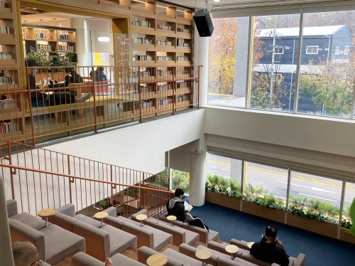 서울 노원구 월계도서관 2층 북스텝.   노원구 제공