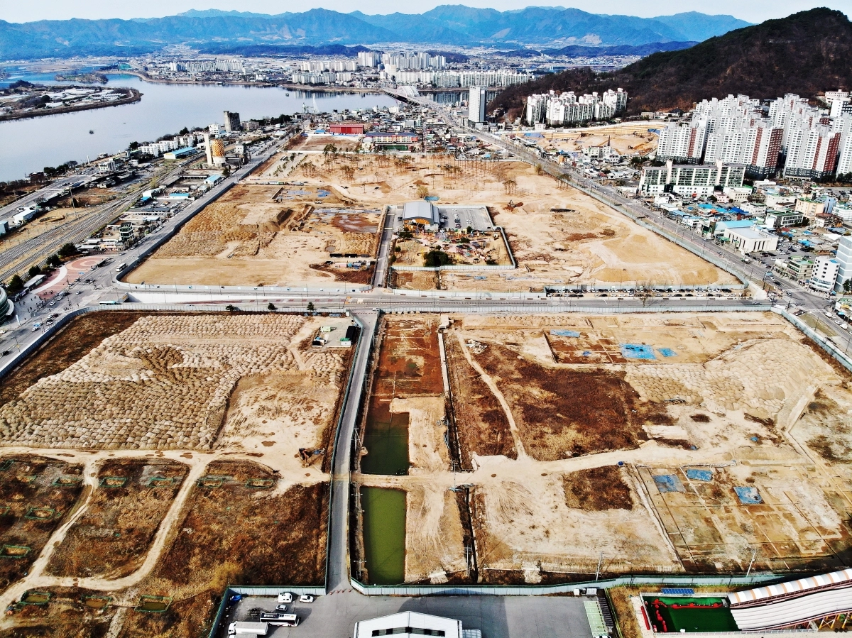 춘천시가 첨단영상산업단지와 컨벤션센터, 공원 등으로 개발할 캠프페이지.  춘천시 제공