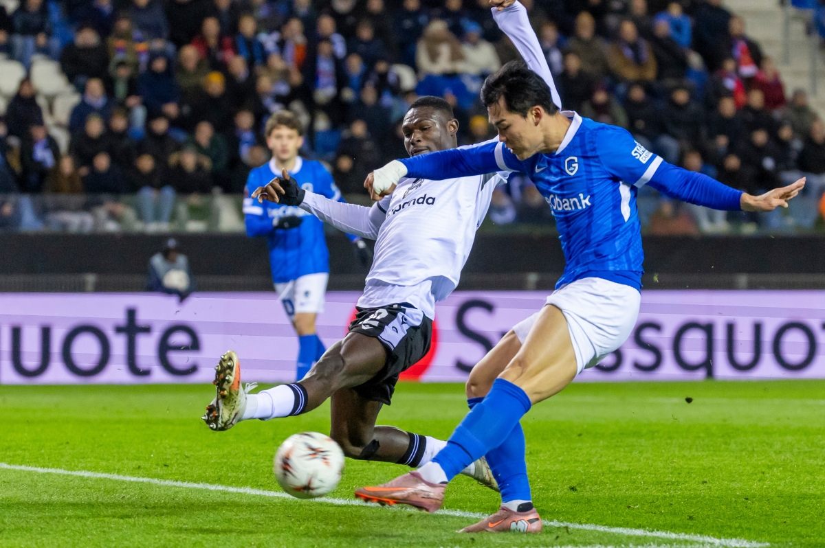 오현규 선제골 헹크, 바젤에 2-1 승리