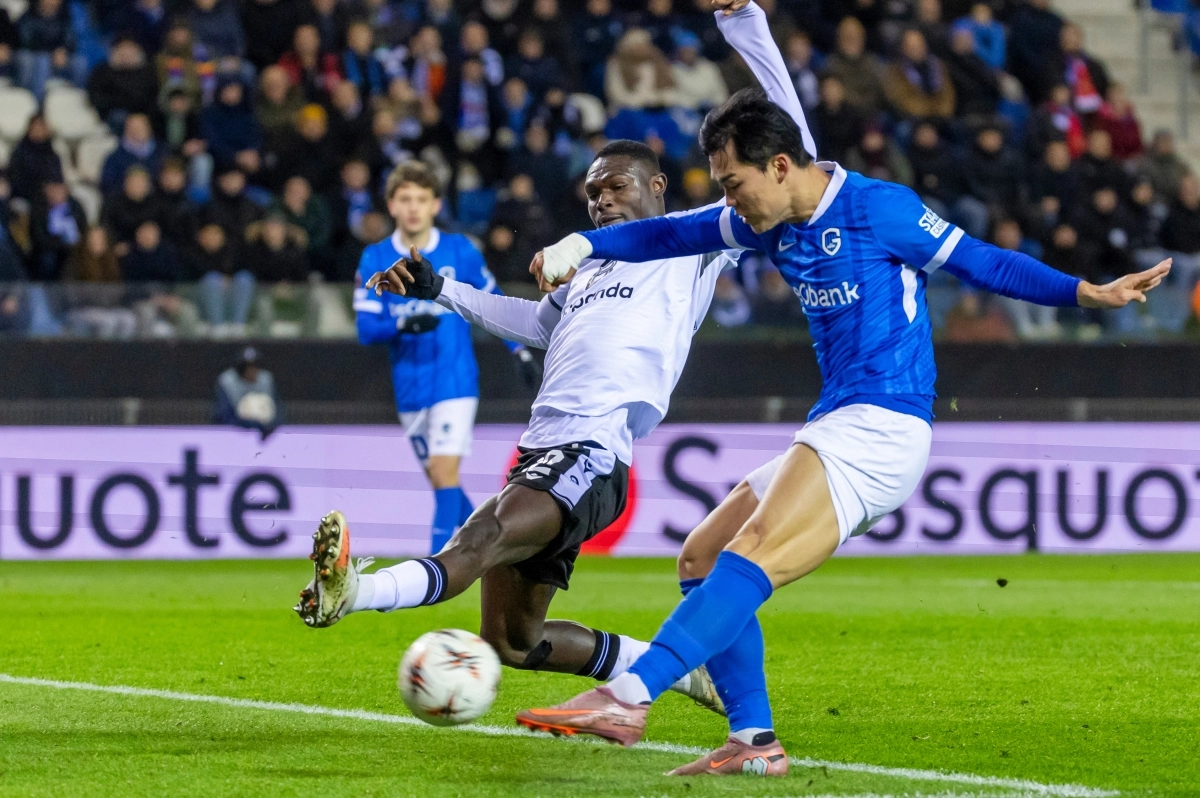 오현규 선제골 헹크, 바젤에 2-1 승리