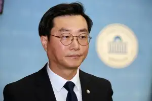 ‘성추행 피소’ 민주 장경태 “고소인과 남친을 무고죄로 고소할 것”