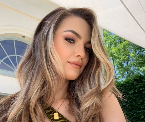 오스트리아의 뷰티 인플루언서 슈테파니 파이퍼. 페이스북 캡처