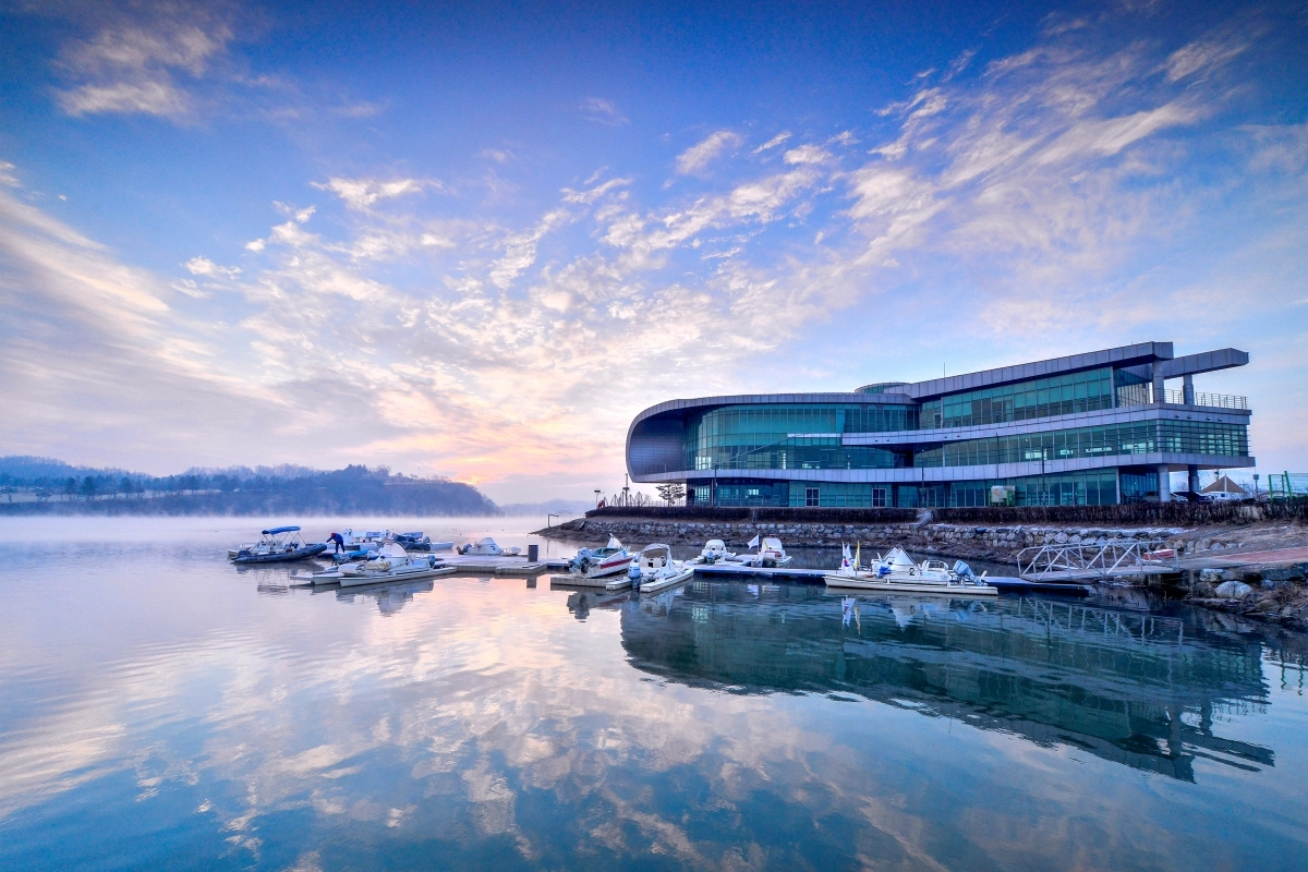 충주시 워케이션 거점센터가 조성되는 체험관광센터 건물. 충주시 제공.