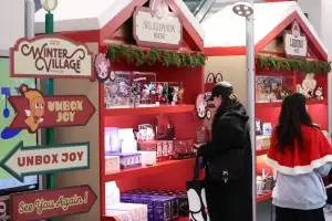 올리브영·팝마트 “라부부 등 인기 캐릭터 상품 만나세요”